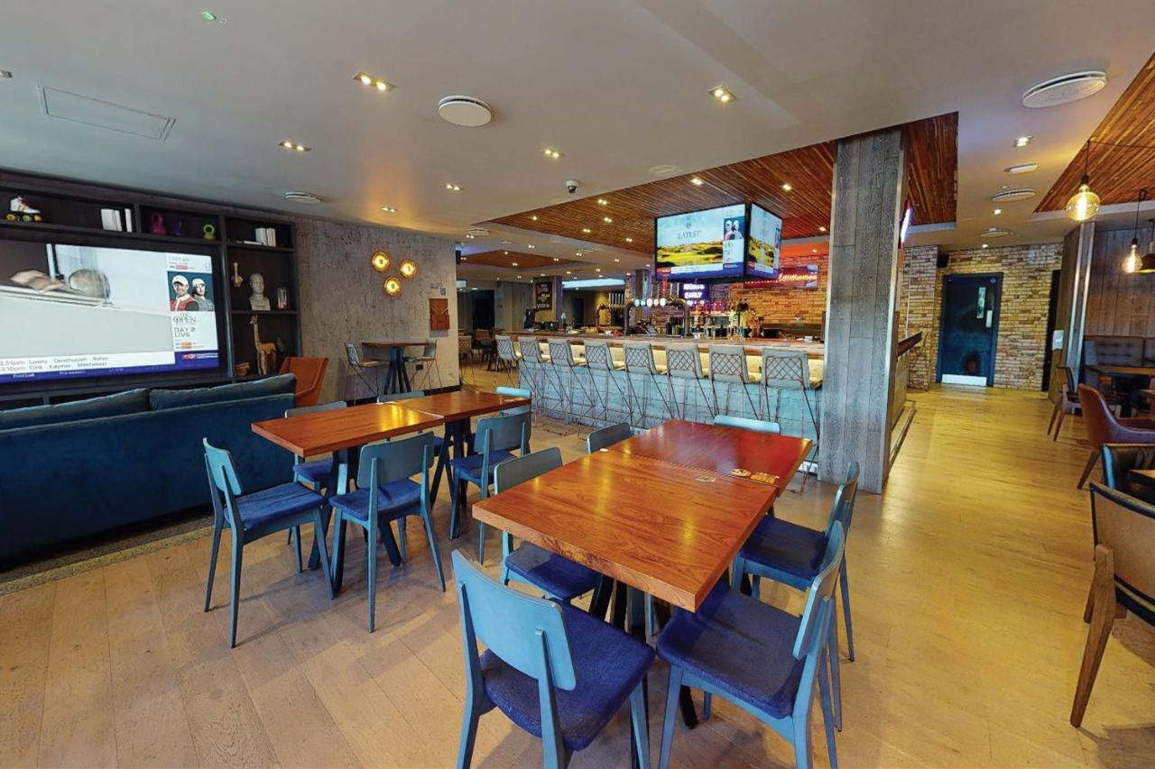 Village Hotel Manchester Bury Bury  Zewnętrze zdjęcie